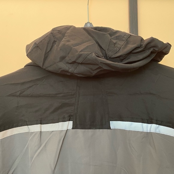 Mack Russo Full Zip Water Resistant Rain Jacket/Wind Breaker - Picture 4 of 6